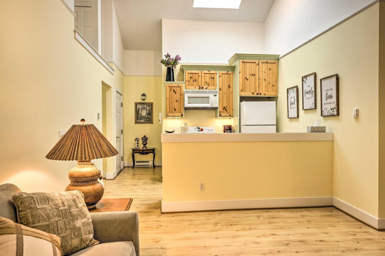 Charming Retreat Near Downtown Frankfort And Beaches Eksteriør bilde